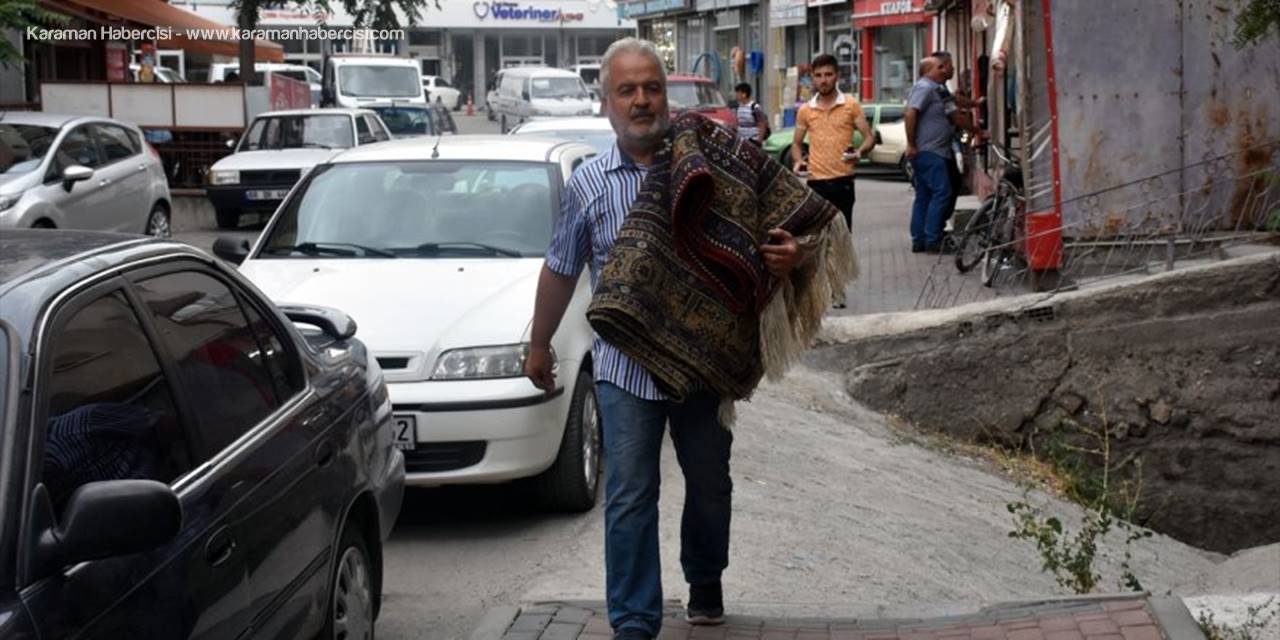 Tamir Ettiği Halı Ve Kilimleri Yurt Dışına Pazarlıyor