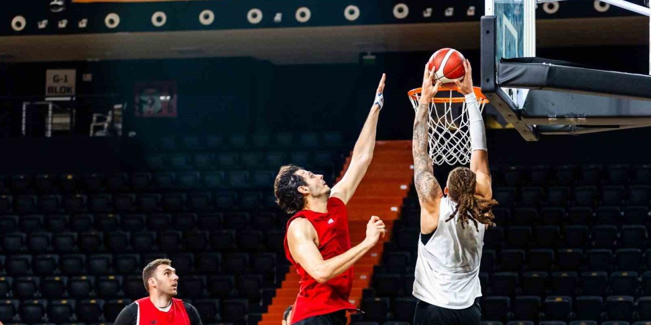 Msk, A. Efes Karşısında Galibiyeti Hedefliyor