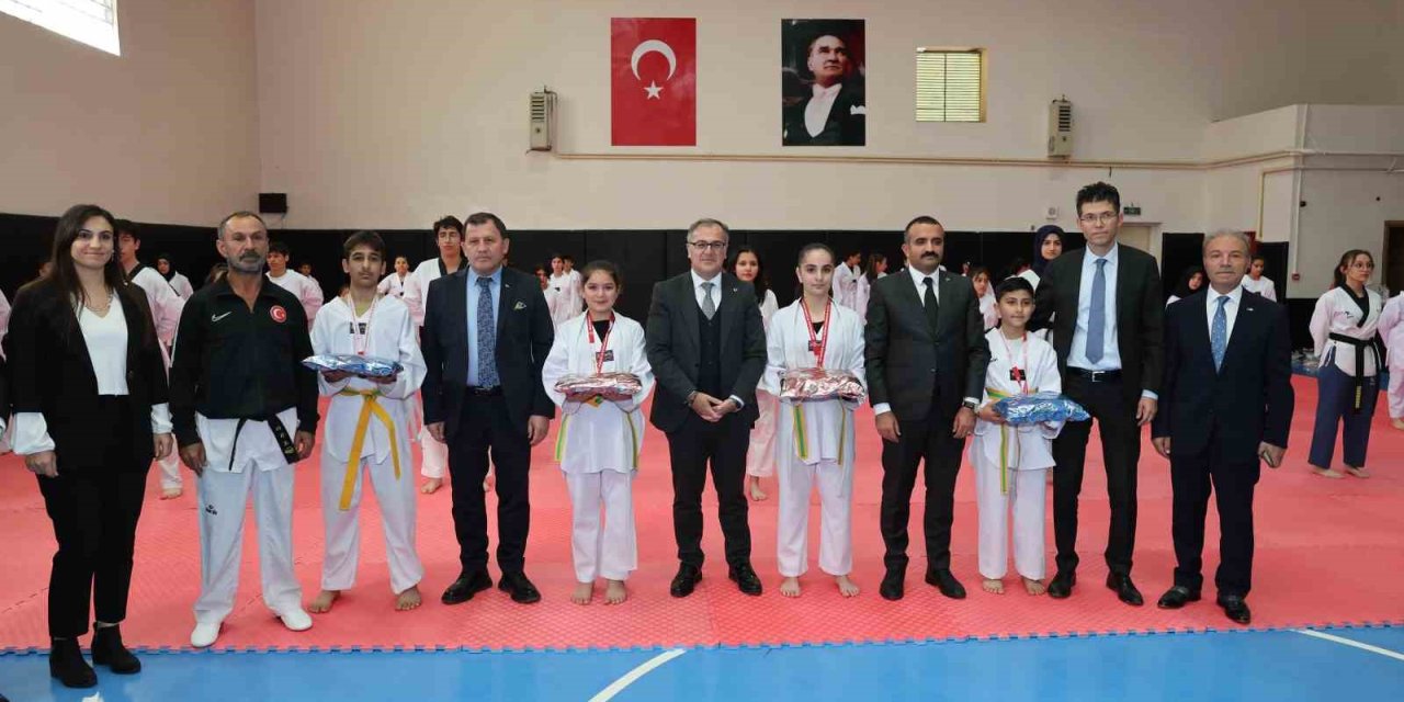 Başkan Özdoğan: "spor Ahlakı Ve Disiplin İle Yeni Nesiller Yetiştiriyoruz"