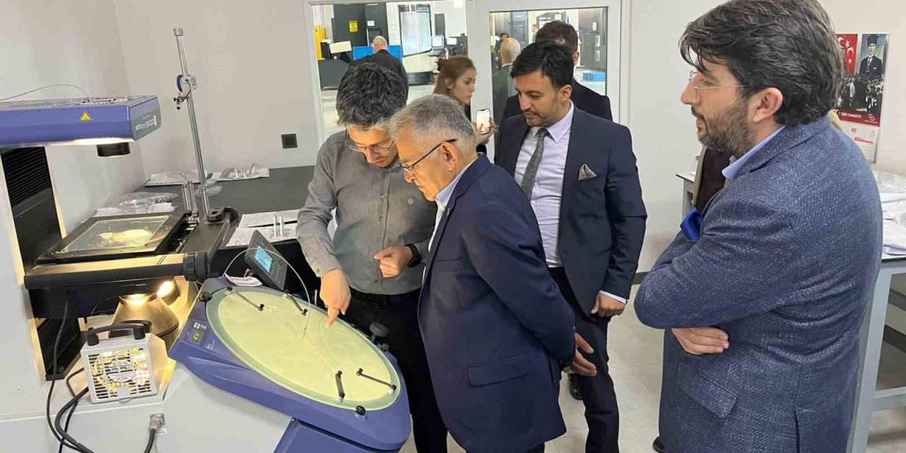 Başkan Büyükkılıç’tan Tomtaş Havacılık Tesisine Ziyaret