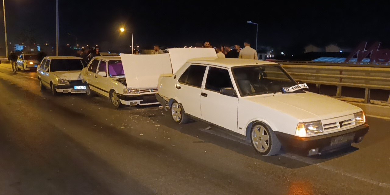 Fiat Tofaş’ların 3 Araçlı Zincirleme Kazası