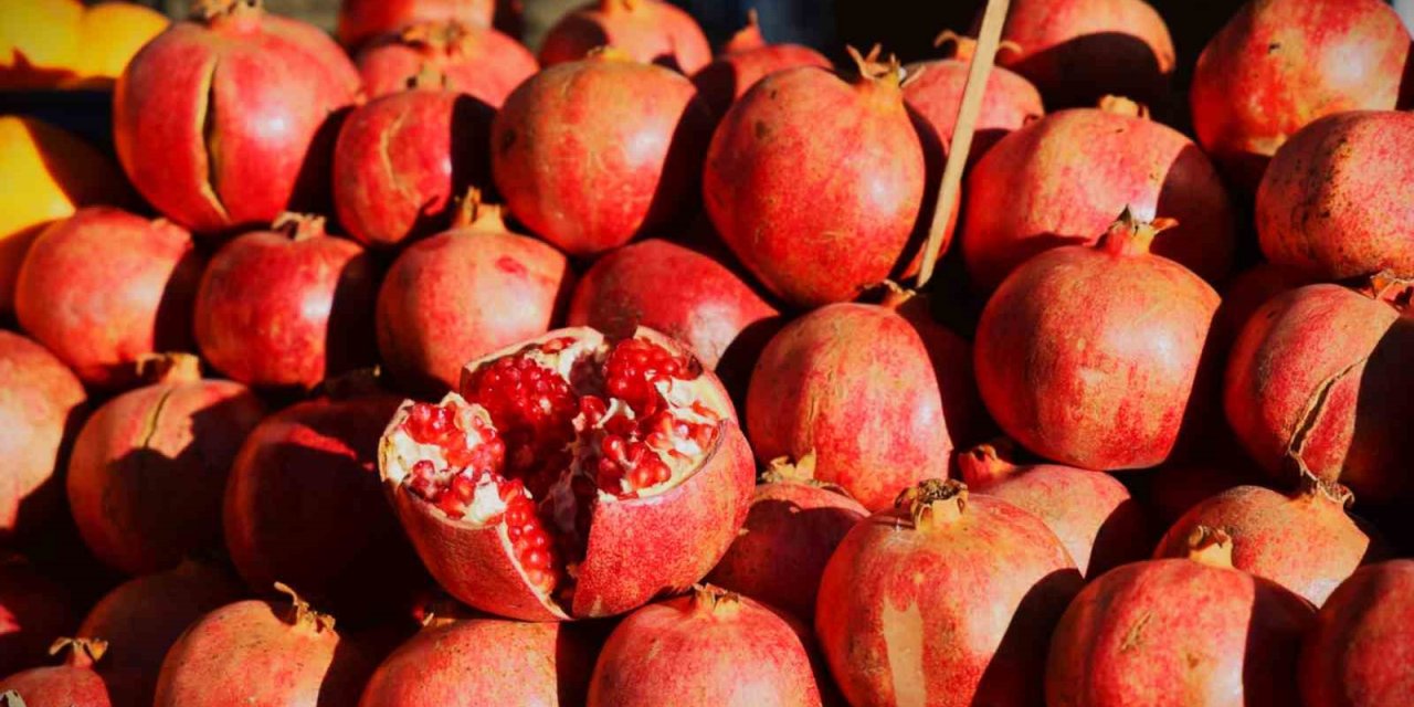 Kış Aylarında Faydası Saymakla Bitmeyen Meyve: Nar