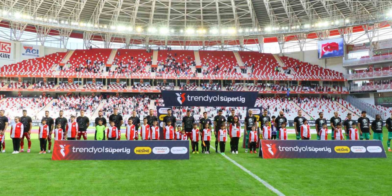 Trendyol Süper Lig: Antalyaspor: 3 - Bodrum Fk: 1 (ilk Yarı)