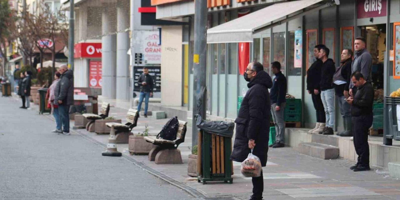 Atatürk’ün Vefatının 86. Yıl Dönümünde Eskişehir’de Saygı Duruşu