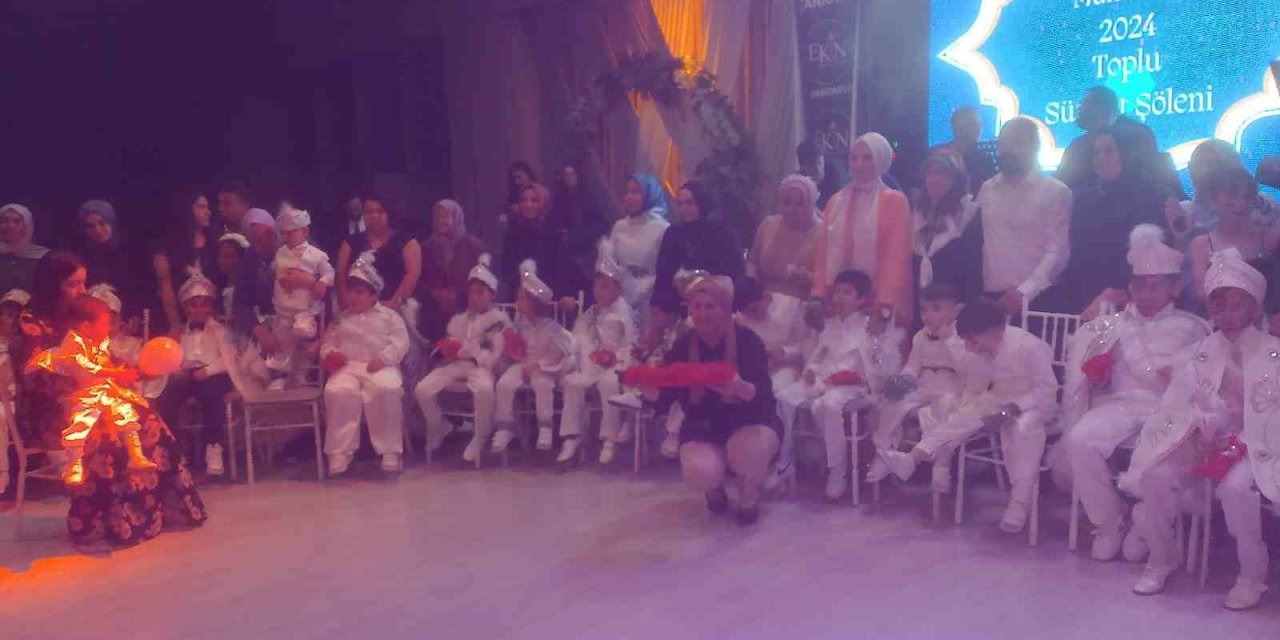 Sünnet Ettirilen 76 Çocuğun Kınasını Şehit Annesi Yaktı