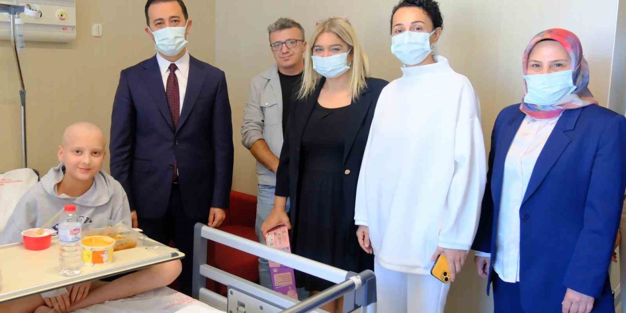 Sağlık Müdüründen Çocuklara Moral Ziyareti