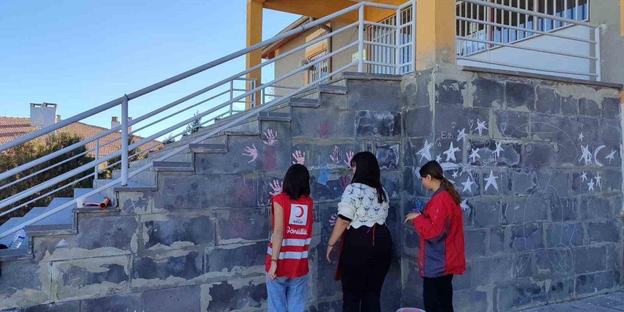 Bünyan’da Okul Yolları Renklendirildi