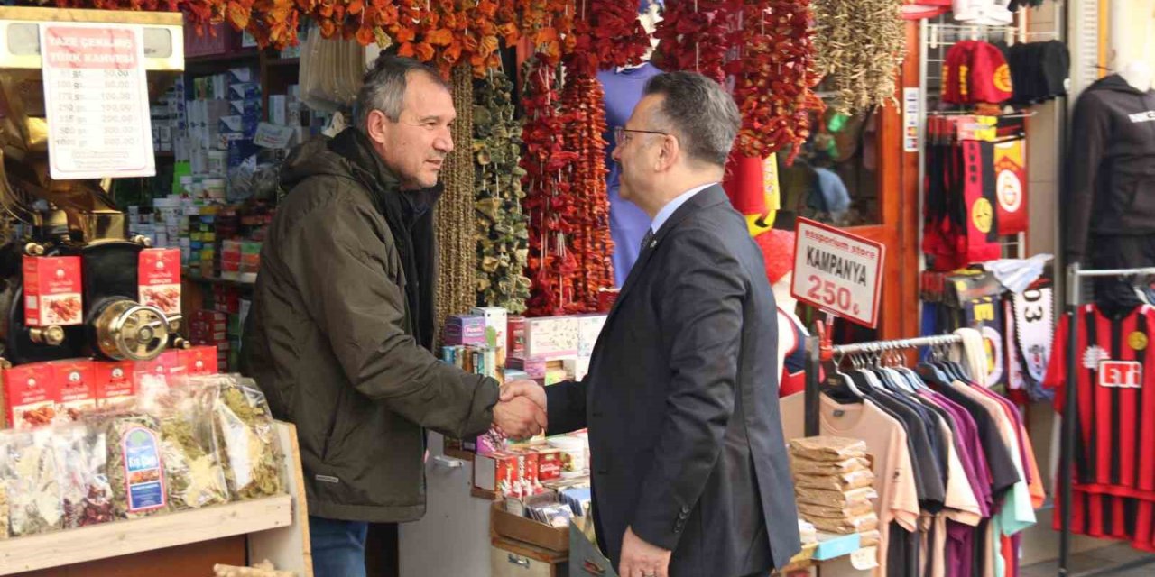 Esnaftan, Ziyaretlerine Gelen Vali Hüseyin Aksoy’a İkram
