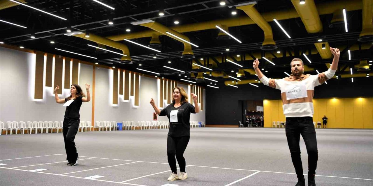 Konyaaltı Halk Oyunları Topluluğu Yeni Üyelerini Arıyor