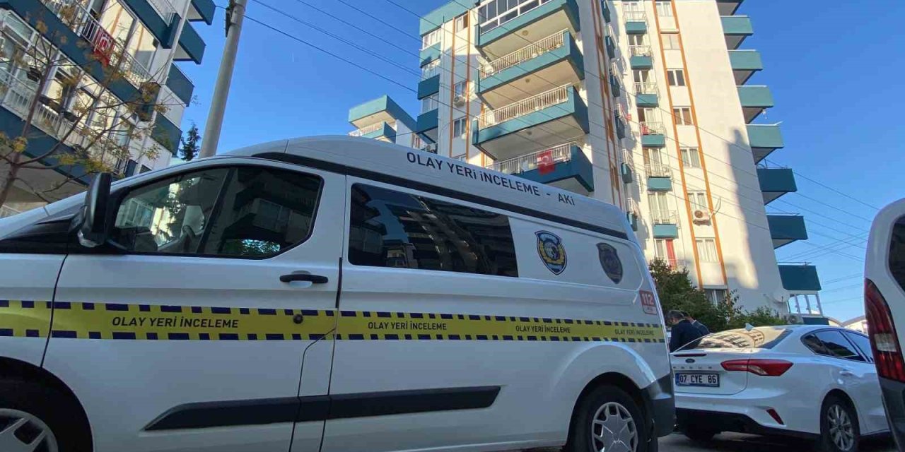 Antalya’da İranlı 3 Kardeş Yaşadıkları Evde Ölü Bulundu