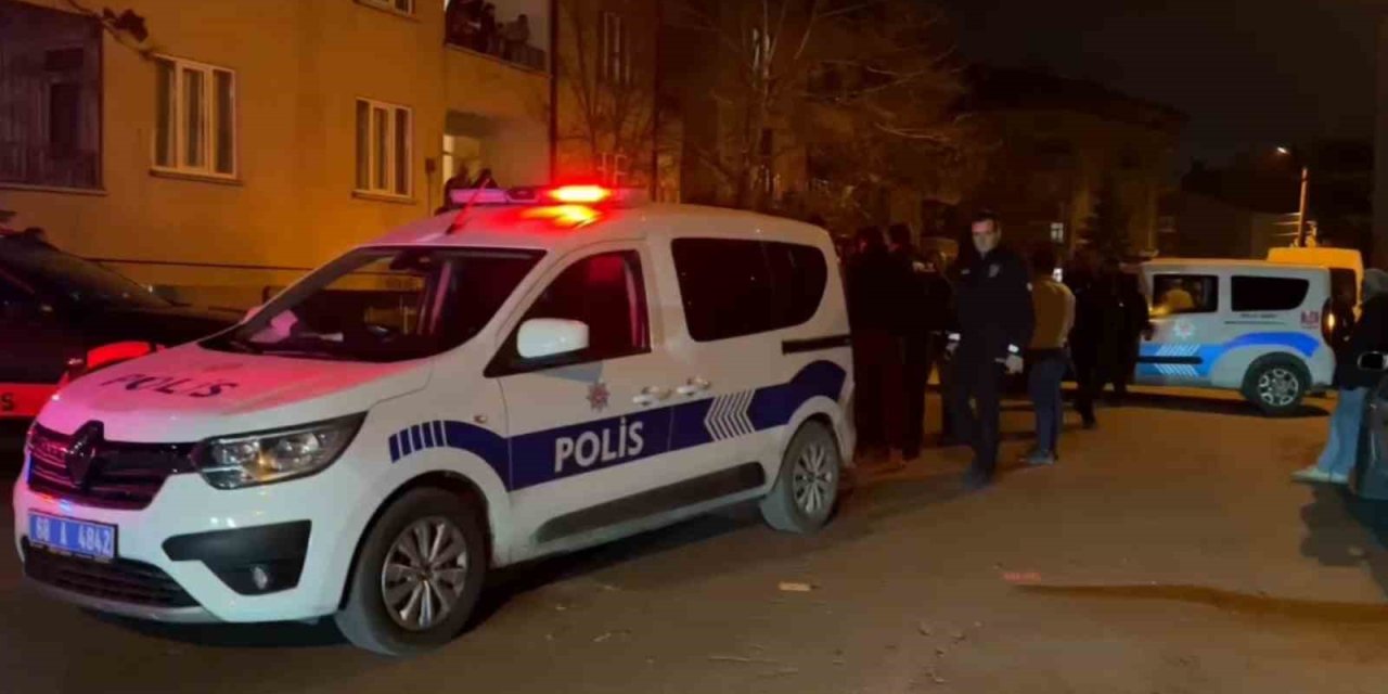 Havai Fişekli Asker Eğlencesine Polis Baskını