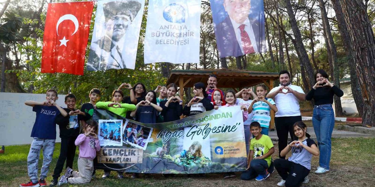 Büyükşehir Belediyesi Gençlik Kampı Ara Tatilde Çocuk Ve Gençleri Ağırladı