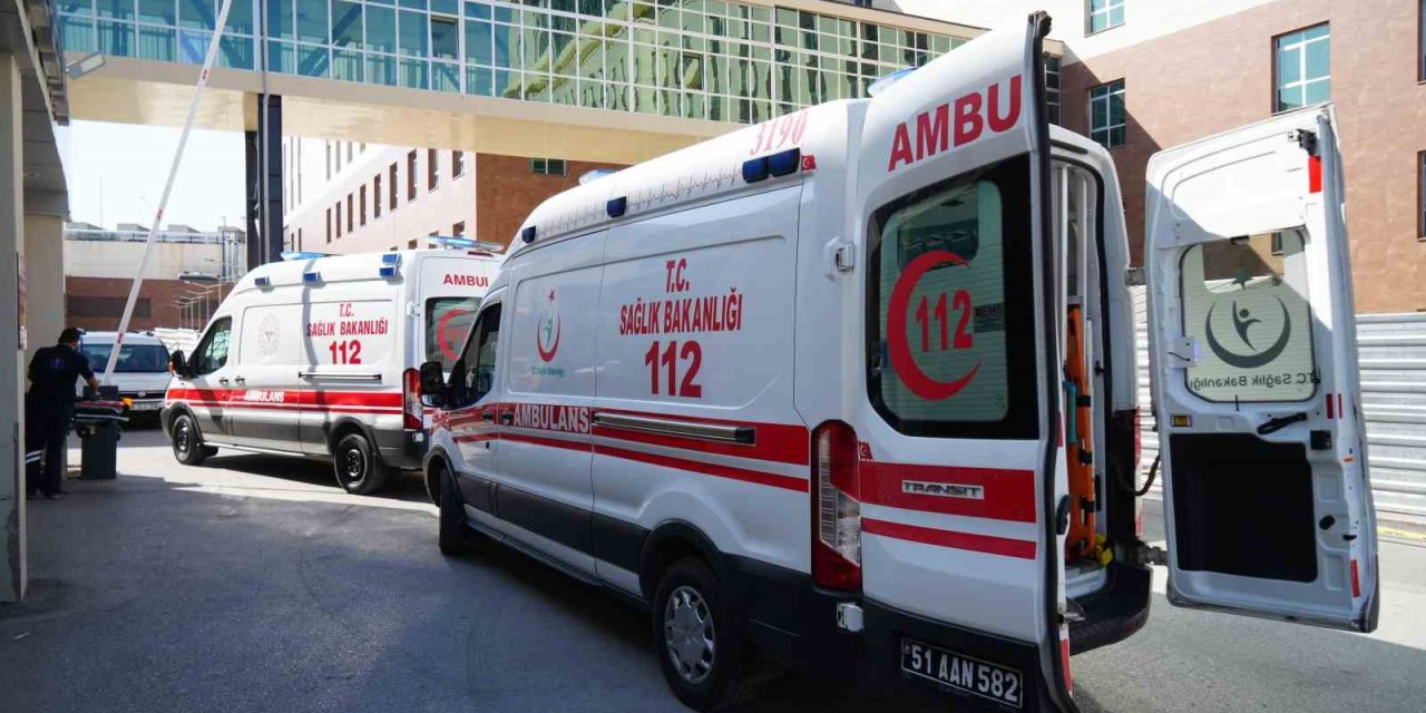 Niğde’de Meydana Gelen Kazada 3’ü Çocuk 5 Kişi Yaralandı