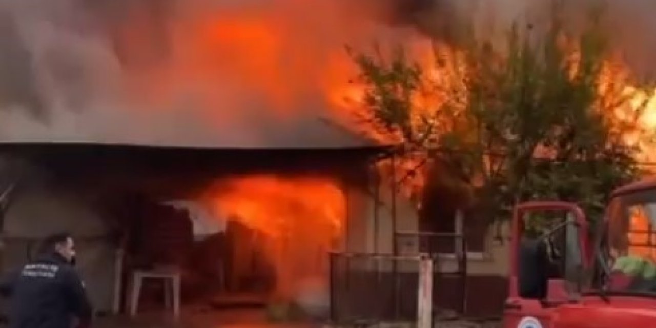 Kumluca’da Gecekondu Yangını