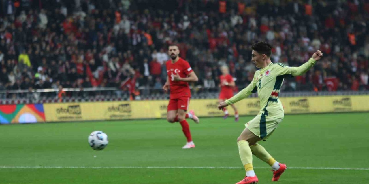 Uefa Uluslar Ligi: Türkiye: 0 - Galler: 0 (ilk Yarı)