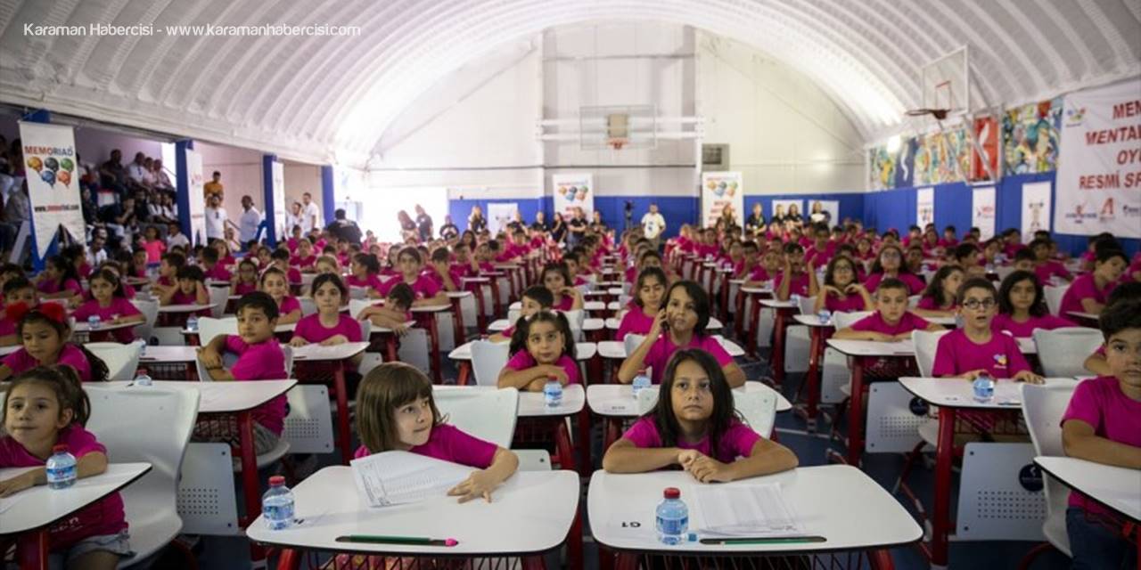 "Minik Beyinler" Dubai Maratonu İçin Yarıştı