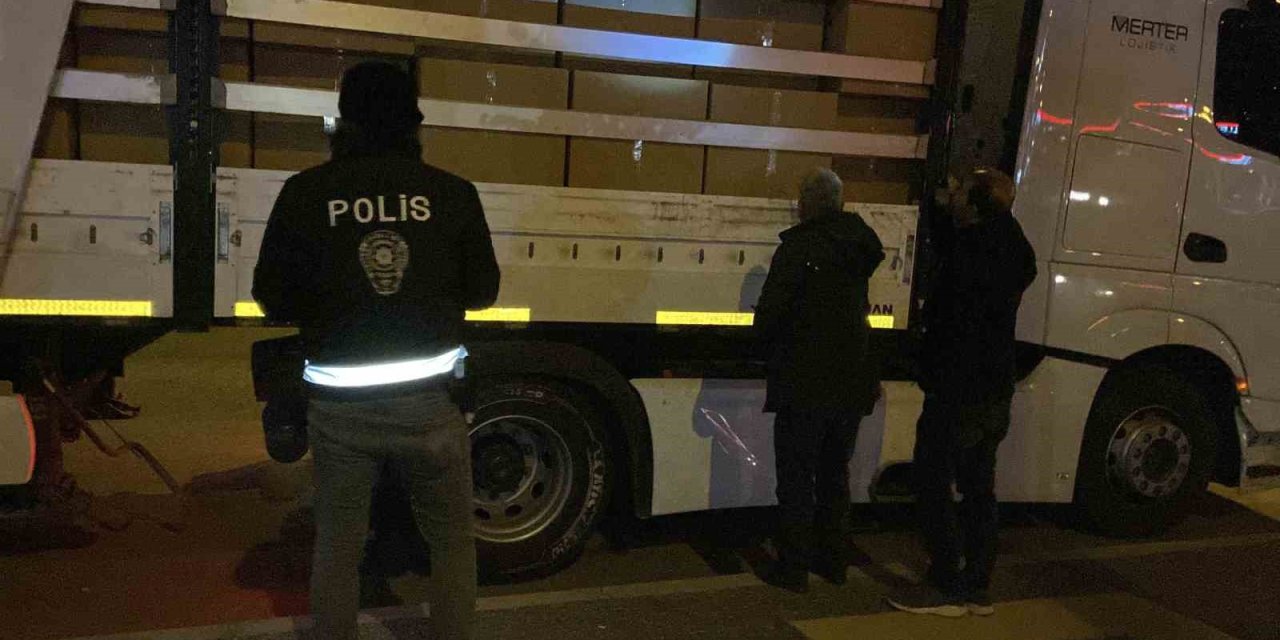 Pts Alarmı Veren Tır Polisi Harekete Geçirdi