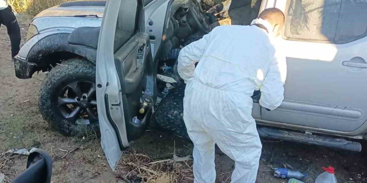 Sulama Kanalına Düşen Araçtan Doktorun Cesedi Çıktı
