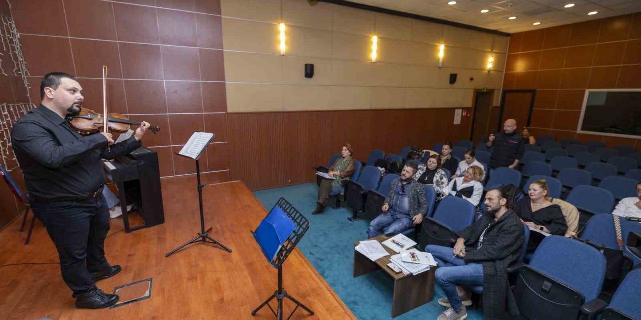 Mersin Büyükşehir Belediyesine Yeni Sanatçılar Alınacak