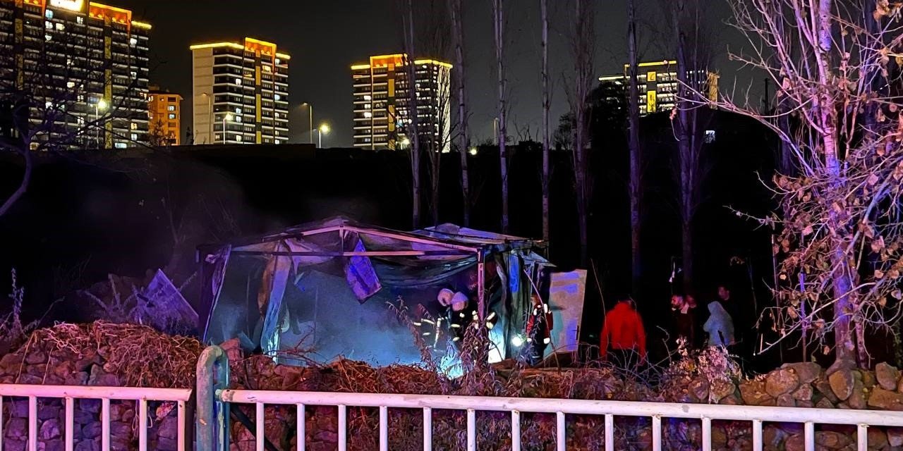 Kayseri’de Korkutan Baraka Yangını