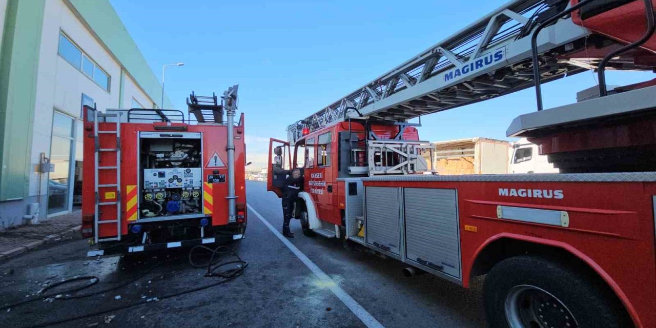Sobadan Çıkan Alev Atölyeyi Yaktı