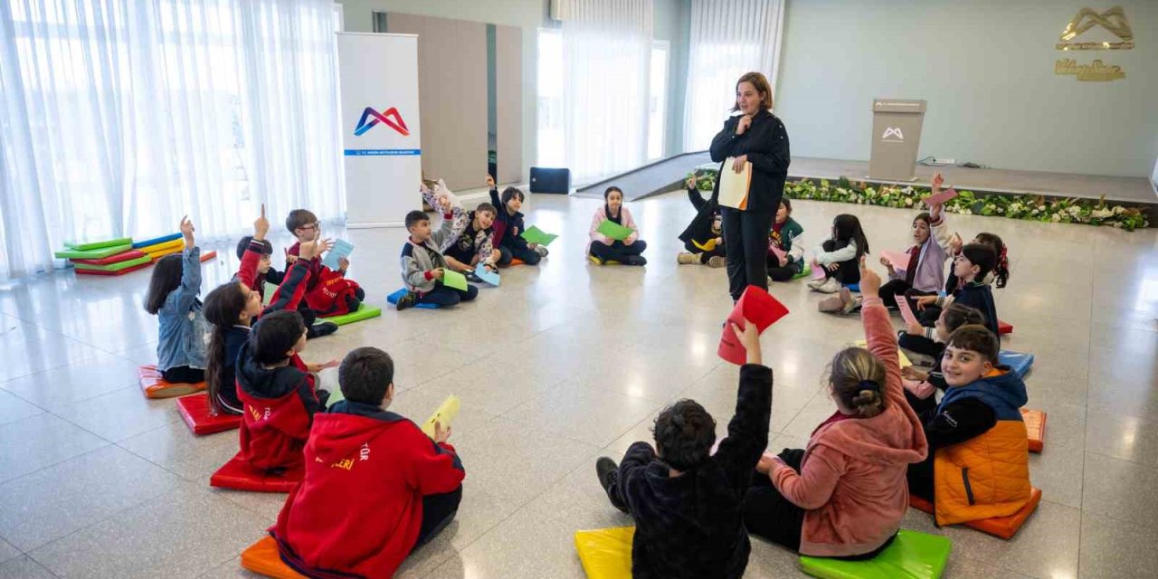 Mersin’de Çocuklara, Hakları Düzenlenen Etkinlikle Anlatıldı