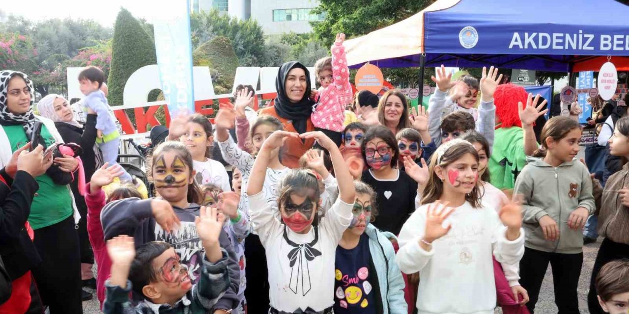 Akdeniz Belediyesinden ’dünya Çocuk Hakları Günü Şenliği’