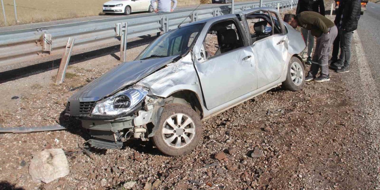 Konya’da Otomobil Devrildi: 4 Yaralı