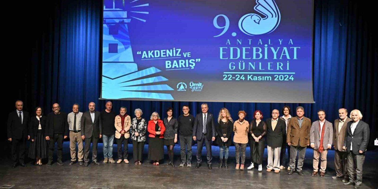 9. Antalya Edebiyat Günleri Ödüllerinin Sahipleri Belli Oldu
