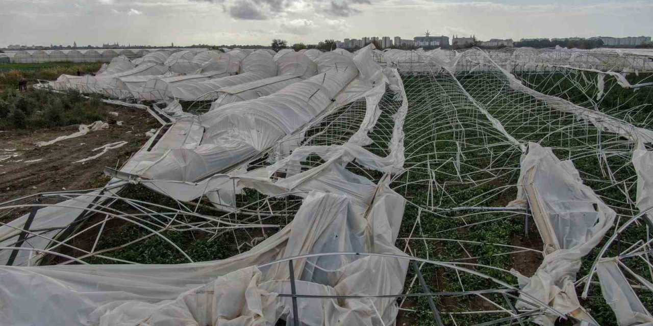 Antalya’da Hortum Seraları Vurdu