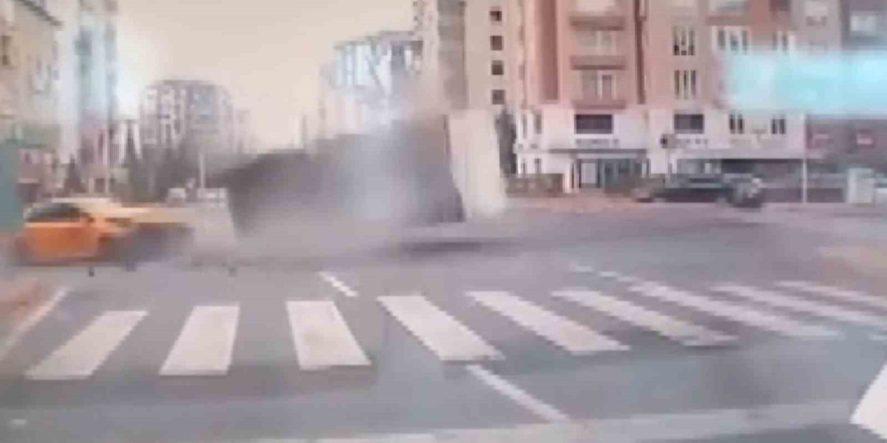 6 Kişinin Yaralandığı Kaza Kamerada