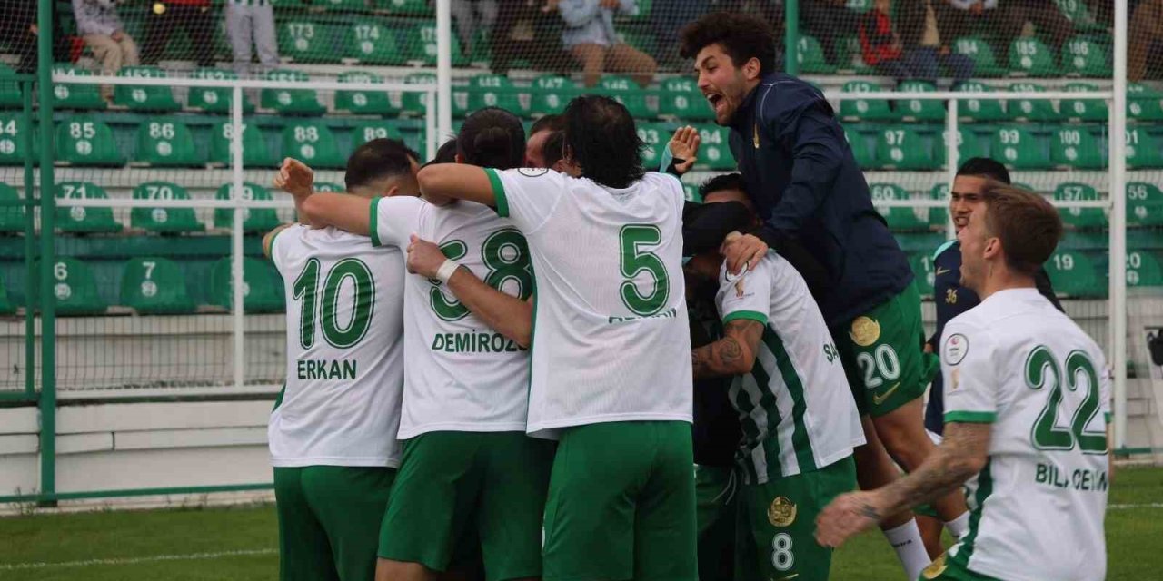 Serikspor Zorlu Maçta Rakibini Yendi