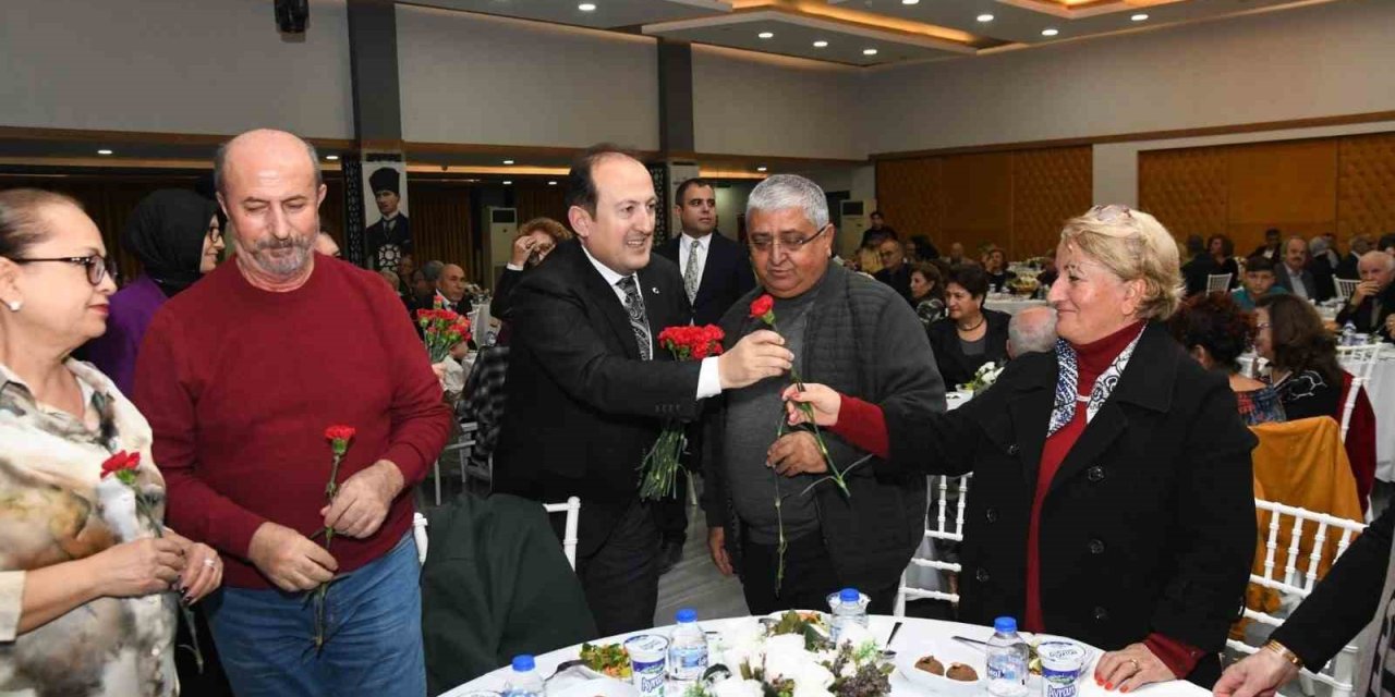 Vali Pehlivan: "sadece Bugün Değil, Her Gün Öğretmenlerimiz Başımızın Tacıdır"