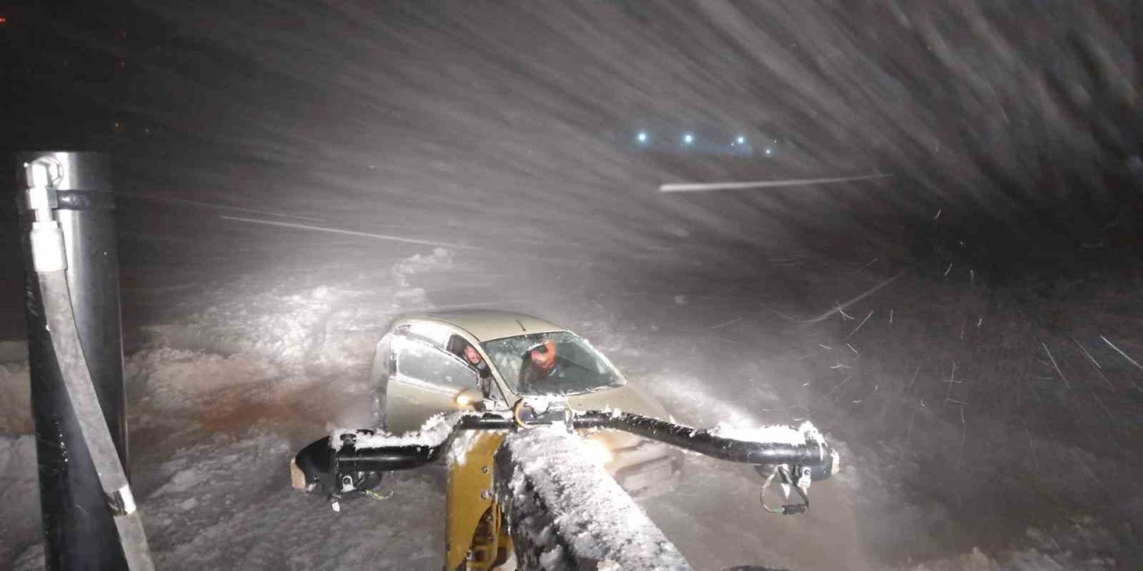 Kayseri’de Kapanan 230 Mahalle Yolu Ulaşıma Açıldı