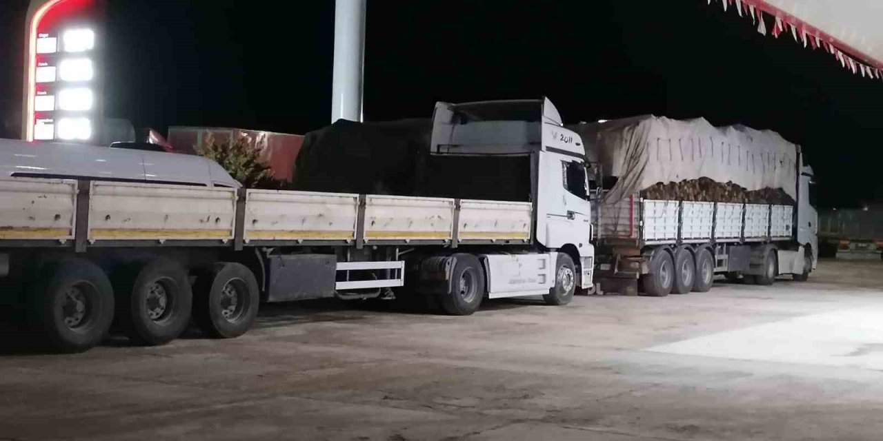 Antalya-konya Karayolu Yoğun Kar Sebebiyle Tırların Geçişine Kapatıldı