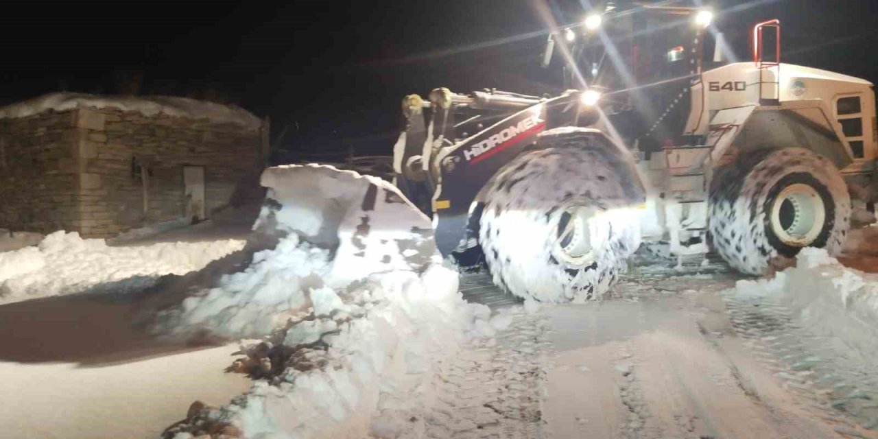 Büyükşehir; Kırsalda 257 Mahalle Yolunu Daha Ulaşıma Açtı