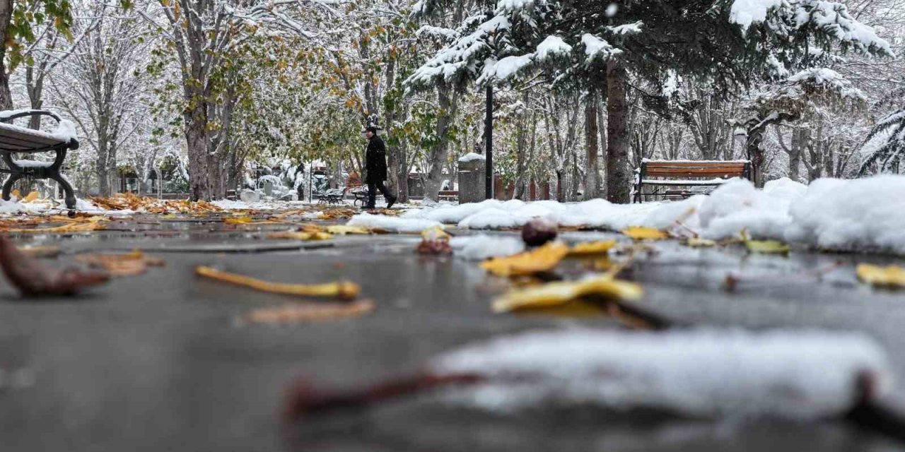 Kayseri Beyaza Büründü, Kartpostallık Görüntüler Ortaya Çıktı