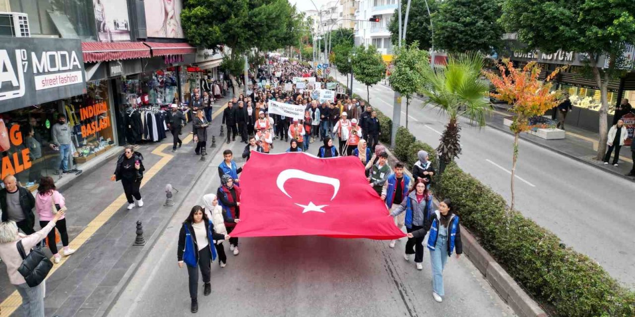 Manavgat’ta ‘toprağa Saygı Yürüyüşü’