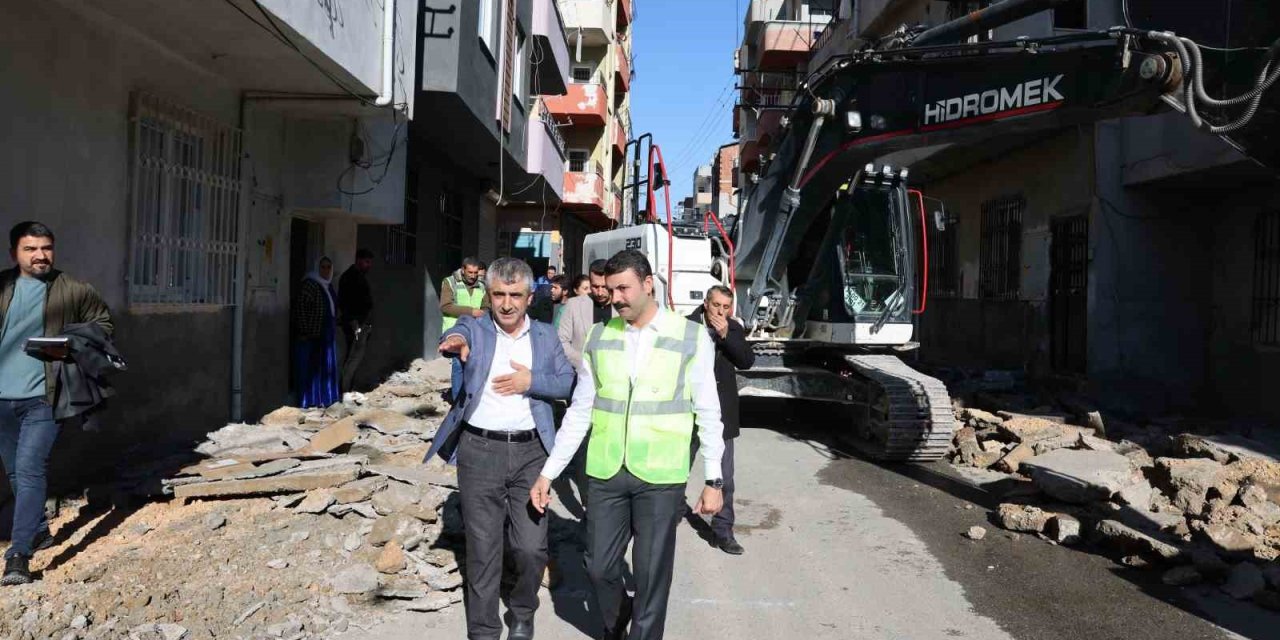 Akdeniz’de Sokaklar Yenileniyor