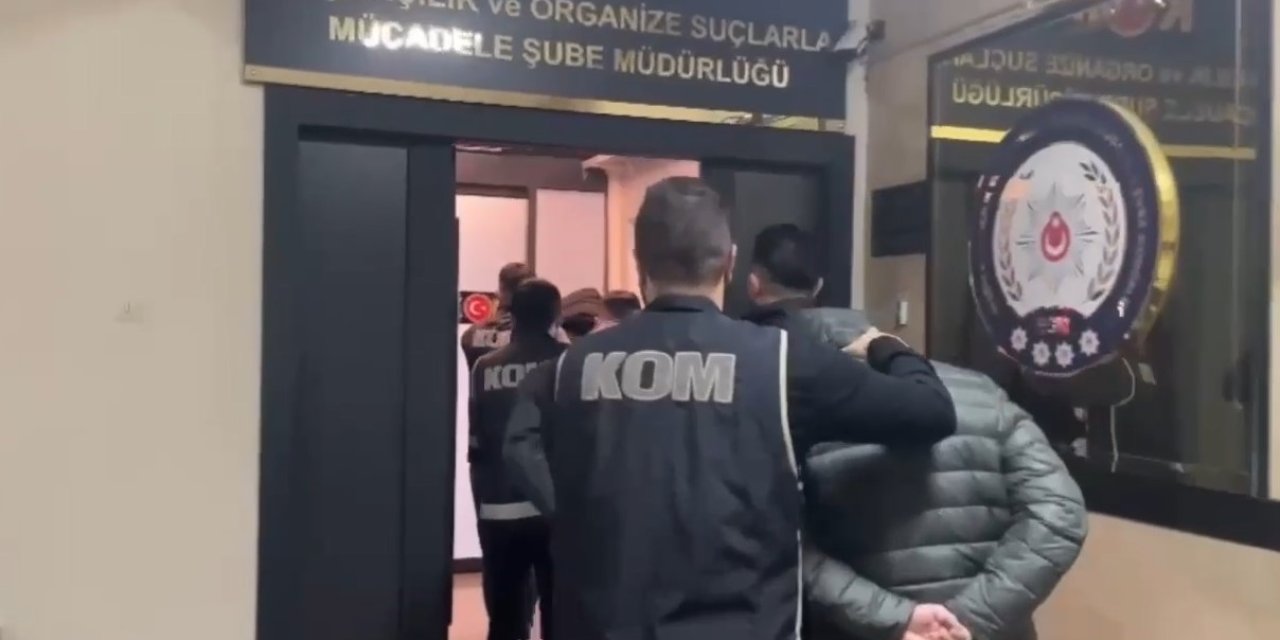 Silah Ticareti Yapanlara Operasyon: 4 Gözaltı