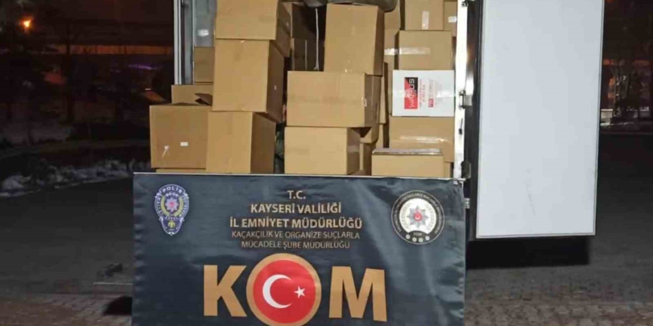 Kayseri’de 2 Milyon Dal Makaron Ele Geçirildi