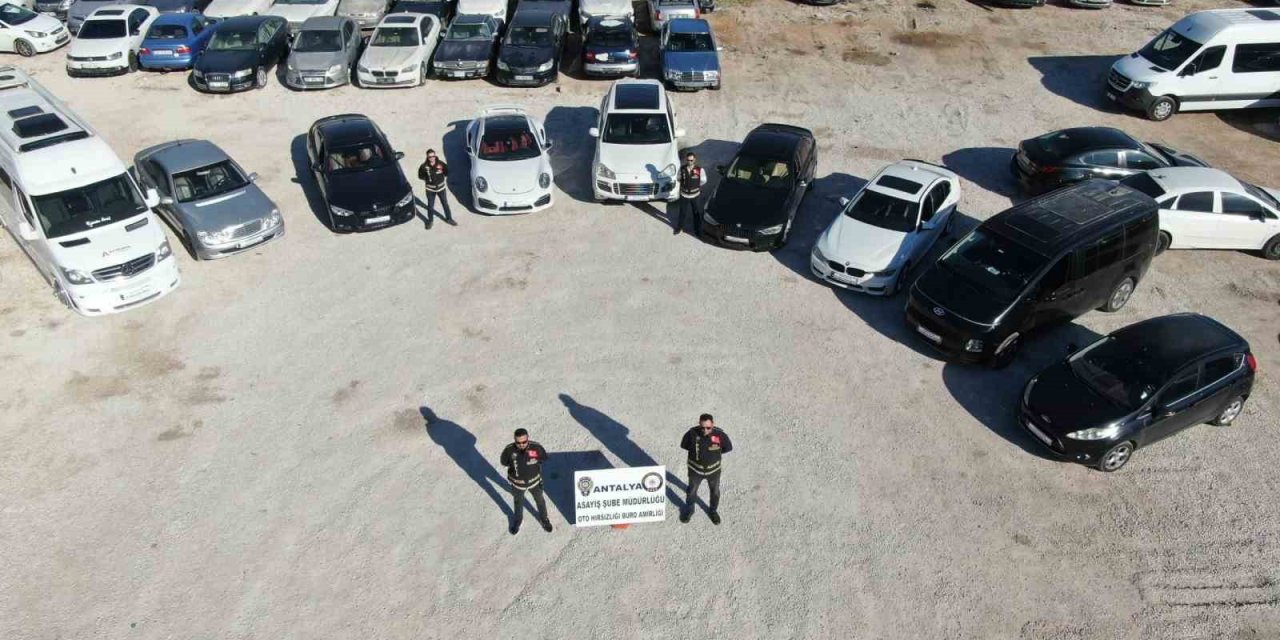 Antalya’da ‘change’ Lüks Araç Operasyonu
