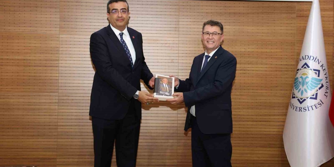 Alkü’lü Türkolog Prof. Dr. Aydemir, Tdk Bilim Kurulu Üyesi Seçildi