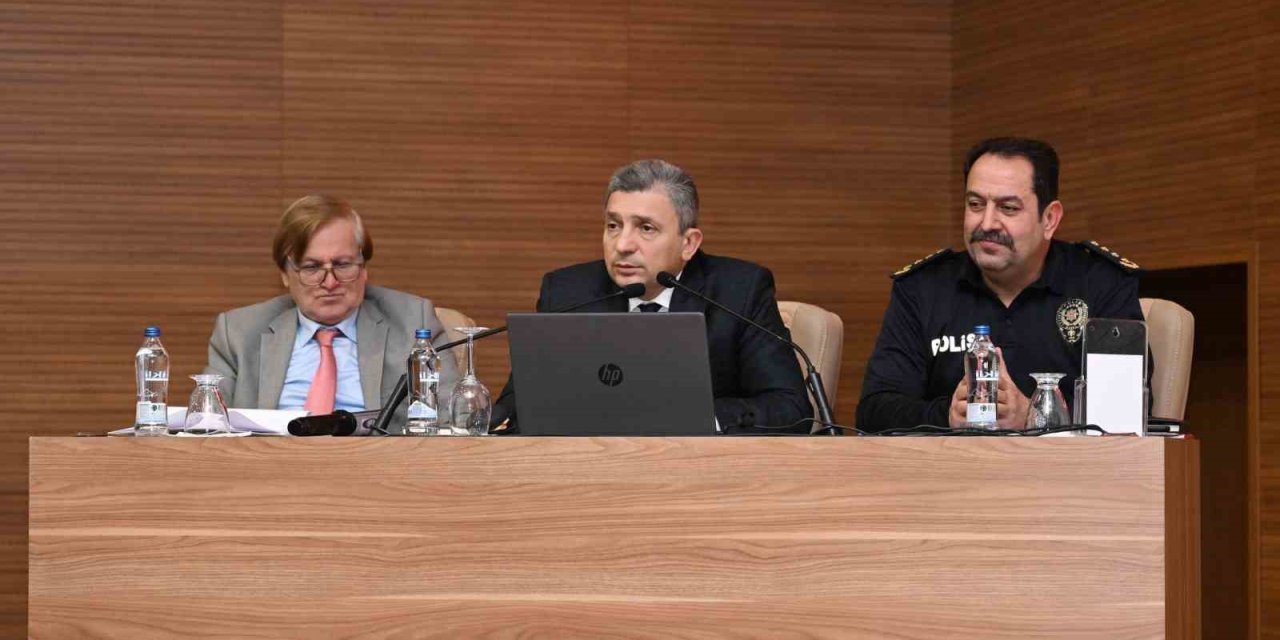 Antalya’da Kış Trafik Tedbirleri Toplantısı Gerçekleştirildi