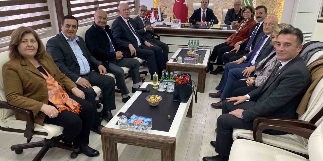 Belediye Başkanları Beylikova’da Buluştu