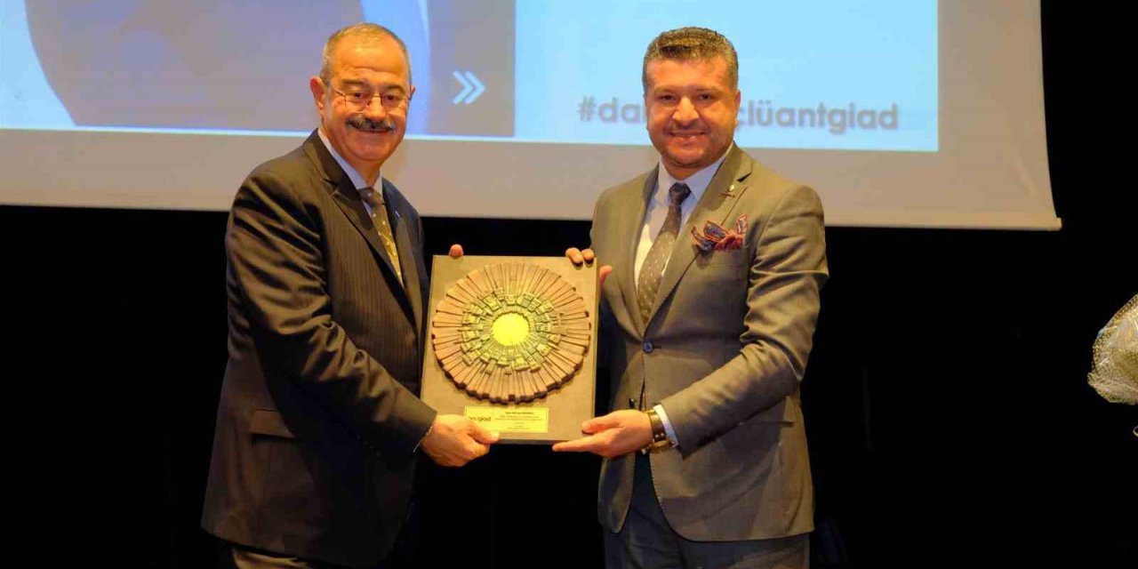 Antgiad Toplantısında İş Dünyasının Geleceği Konuşuldu