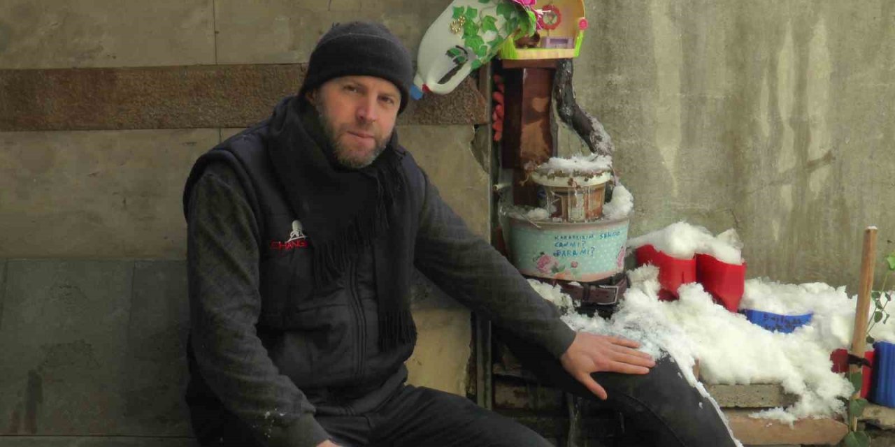 Ceset Sandılar, Çiçeklik Çıktı