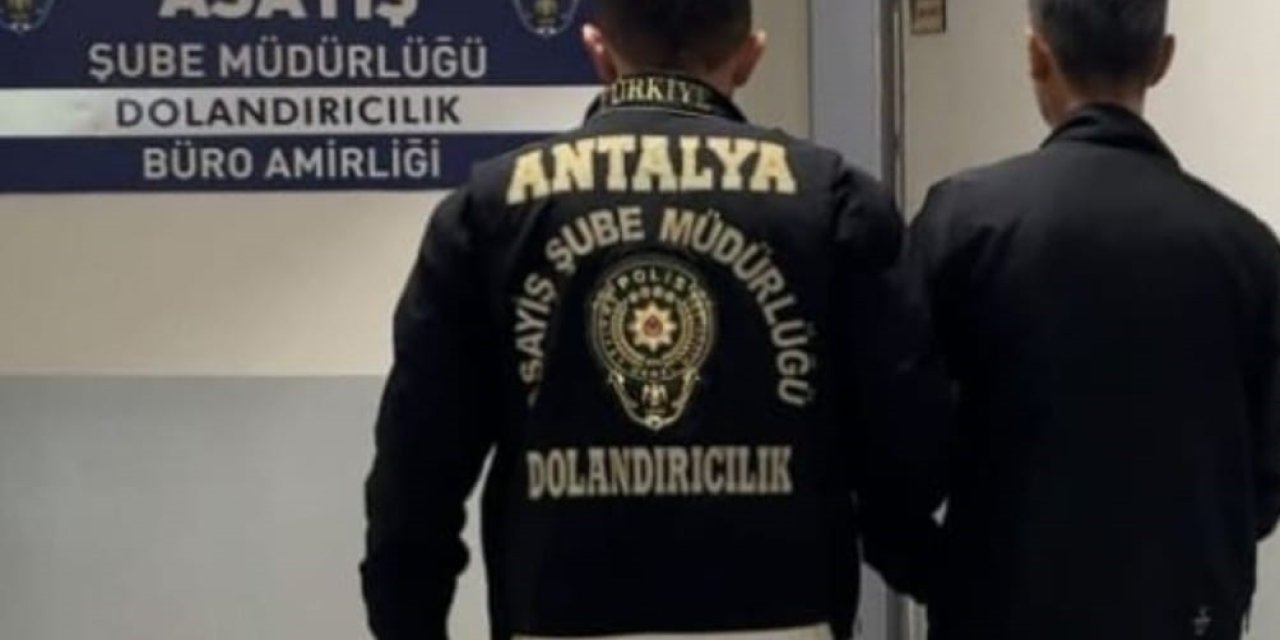 ’polisim’, ’savcıyım’ Diyerek 4 Milyon Tl’lik Ziynet Eşyası Vurgunu