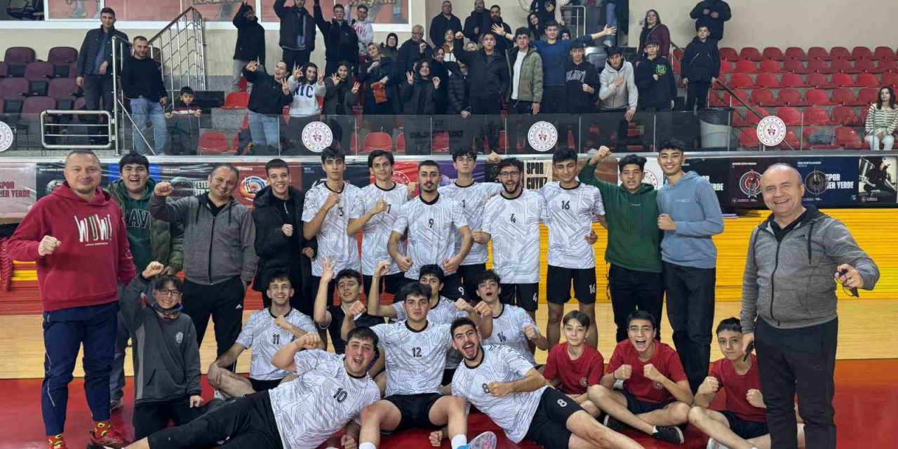 Kayseri Elit Voleybol Fark Attı