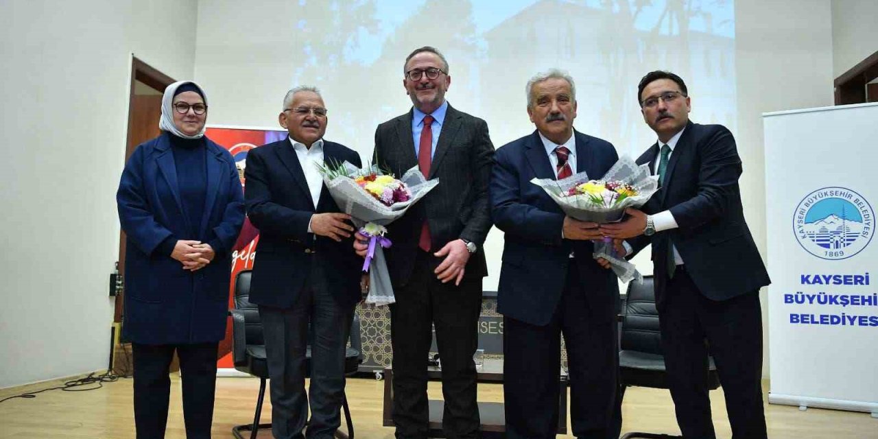 Başkan Büyükkılıç, ‘osmanlı Devlet Geleneğinde Protokol Konferası’na Katıldı